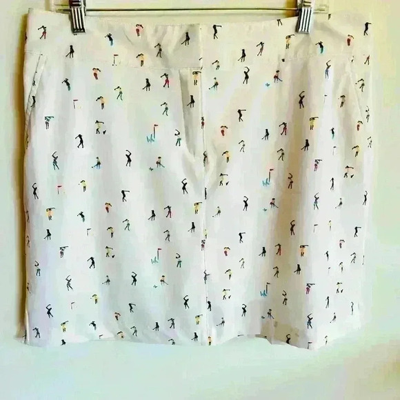 NEW! IZOD Golf Skort with Golfer Print - Picture 2 of 10